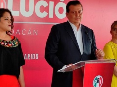 Memo Valencia, candil de la calle